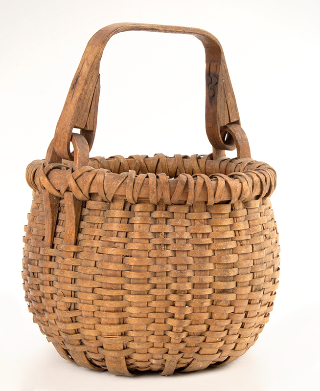 Antique Basket, Ash Splint Swing Handle, Round Double Bottom, Round Top
New England or New York State, 19th Century, entire view