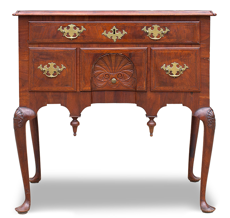 Period Queen Anne Dressing Table, Shell Carved Lowboy
Northshore, Massachusetts, circa 1740-1750
Walnut & walnut veneers, white pine, entire view 1