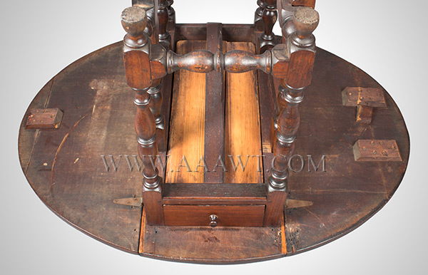 Antique Gateleg Table, William and Mary, Robust Turnings, Good Color
Massachusetts, Circa 1730
Walnut, underside view