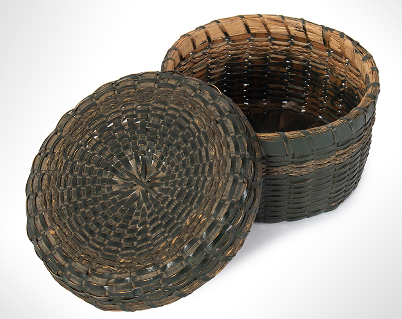 Antique, Small Lidded Basket, Trinket or Sewing Probably Maine, possibly Penobscot/Wabanaki, entire view 3