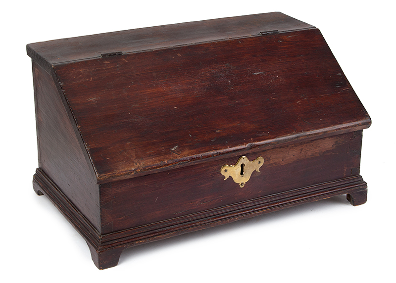 Eighteenth Century Tabletop Desk Box, Slant Lid, New York, entire view
