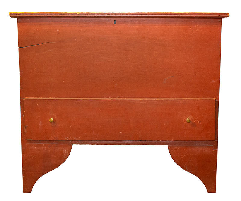 Antique Painted Blanket Chest on Tall Ogee Cutout Feet, Original Red Paint
New England, Circa 1800-1825
Outstanding front and side foot profiles, entire view