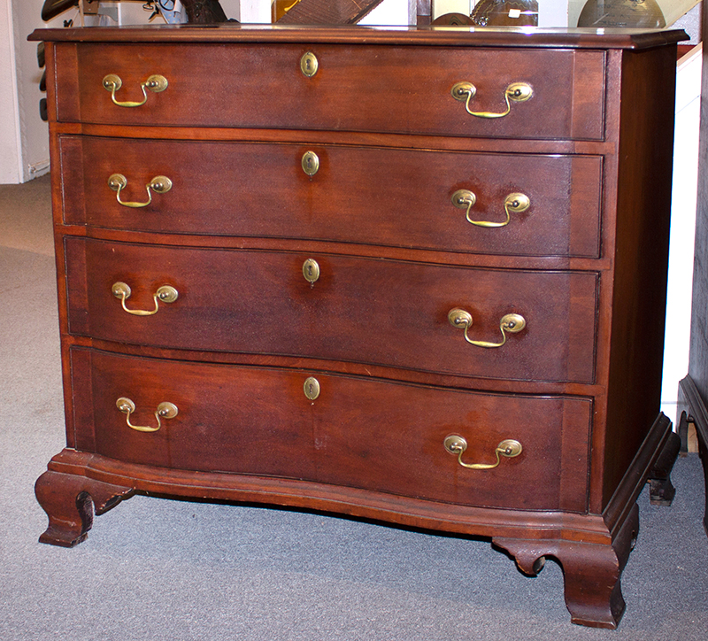 18th Century Cherrywood Chippendale Oxbow Form Chest, Blocked Ends Connecticut, Likely Hartford Area, Circa 1765-1775, entire view