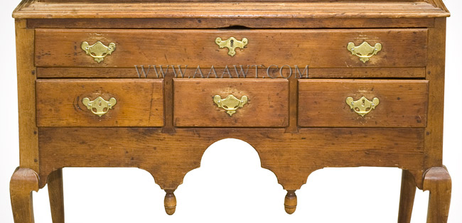 Antique Highboy, Early Rural New England Massachusetts, North Shore/Salem Area, base detail