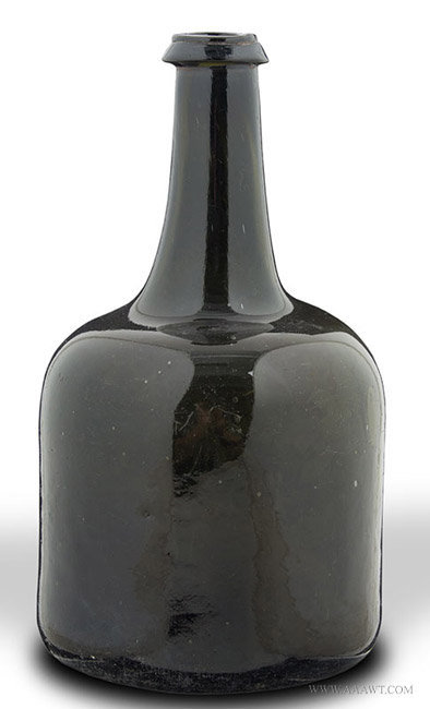 Antique Dark Green Mallet Bottle, Squat Cylinder, English, 1770, entire view