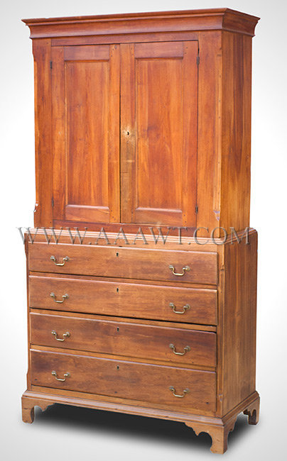 Linen Press, Paneled Doors, Four Drawers, Old Color
The Connecticut, Massachusetts, Rhode Island Corner
18th Century, angle view