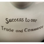 1121-93_6_Creamware-Coffeepot,-Success-to-Trade-&-Commerce_detail-1