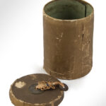 1256-122_5_Hourglass-From-Brig-Cedrick-Duxbury-MA_case-3.jpg