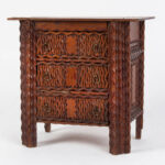 1400-36_Tramp-Art-Miniature-Chest-of-Drawers-on-Notched-Legs-Cigar-Label-in-Interior_2.jpg