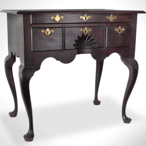 A Fine Queen Anne Mahogany Dressing Table, Wethersfield, Connecticut Inventory Thumbnail