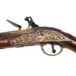 281-181_6_Pistols-Flintlock-Pair-Flemish-Lock-Marked-IB_side-plate.jpg