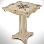 362-16_1_Table-Paint-Decorated-Maine-1830-1840_view-1.jpg