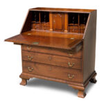 843-468_2_Desk-Walnut-PA-18th-C-Ogee-Feet_view-2.jpg
