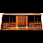 843-468_3_Desk-Walnut-PA-18th-C-Ogee-Feet_detail.jpg