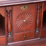 Secretary_detail-1_1310-174.jpg