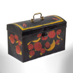 809-92_2_Tole-Painted-Box,-Yellow,-Red,-Black_view-2