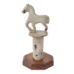 879-173_2_Fence-Post-Horse