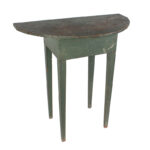 745-412_1_Table,-Demilune,-Green-over-Red