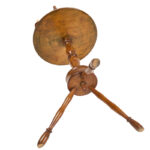 843-584_3_Screw-Base-Candle-Stand