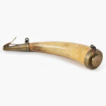233-51_1_Powder-Horn,-British,-Revolutinary-War-Era,-Light-Infantry