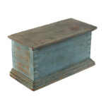 1548-3_2_Blue-Trunk