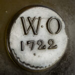 843-600_2_English-Seal-Bottle,-1722,-WO