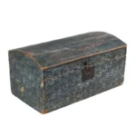 1490-55_2_Dome-Top-Trunk,-Blue-Sponge-Decoration