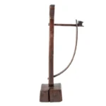 1661-26_3_Wooden-Rush-Holder