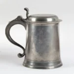 1500-22_4_Pewter-Lidded-Tankard,-Henry-Will,-NY